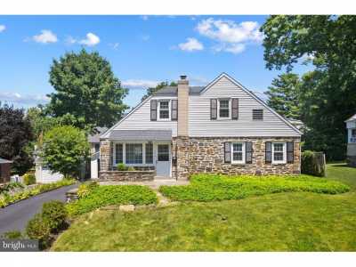 Home For Sale in Bryn Mawr, Pennsylvania