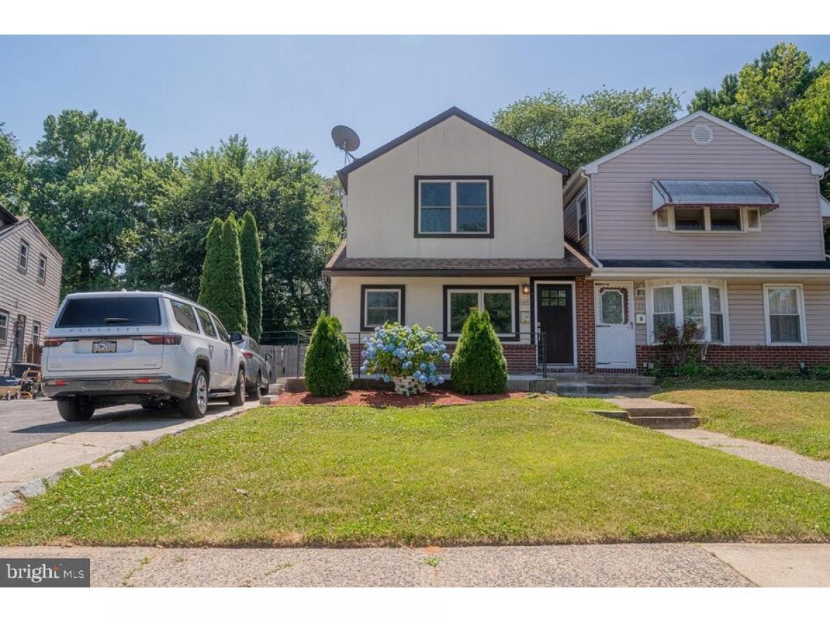 Picture of Home For Sale in Norwood, Pennsylvania, United States