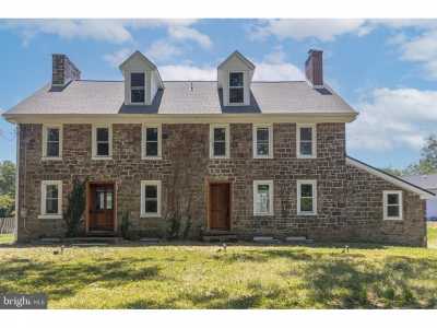 Home For Sale in Yardley, Pennsylvania