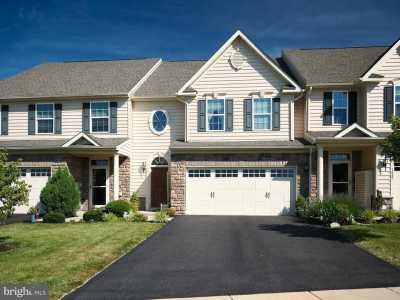 Home For Sale in Quakertown, Pennsylvania