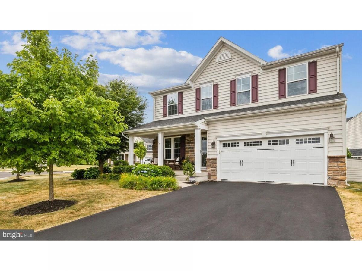 Picture of Home For Sale in Quakertown, Pennsylvania, United States