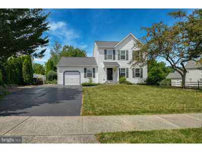 Home For Sale in Pipersville, Pennsylvania