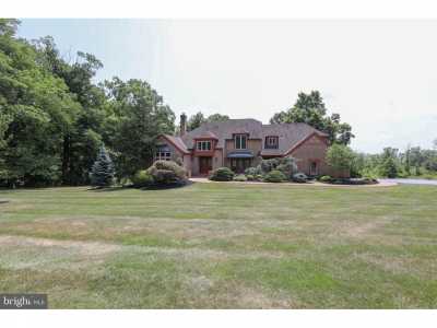 Home For Sale in Doylestown, Pennsylvania