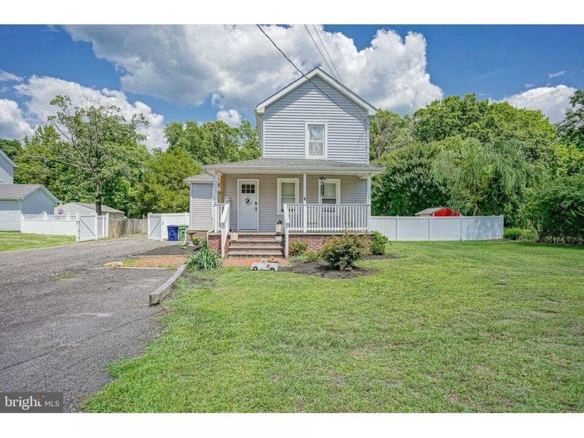 Picture of Home For Sale in Franklinville, New Jersey, United States