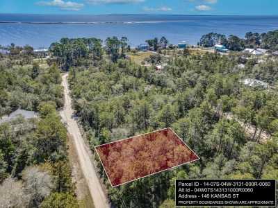 Residential Land For Sale in Carrabelle, Florida