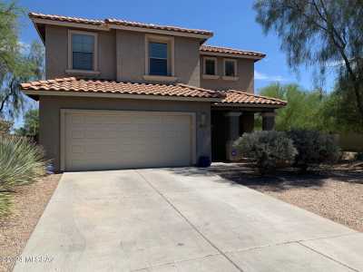 Home For Rent in Marana, Arizona