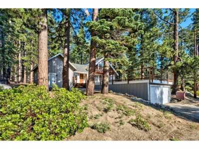 Home For Sale in South Lake Tahoe, California