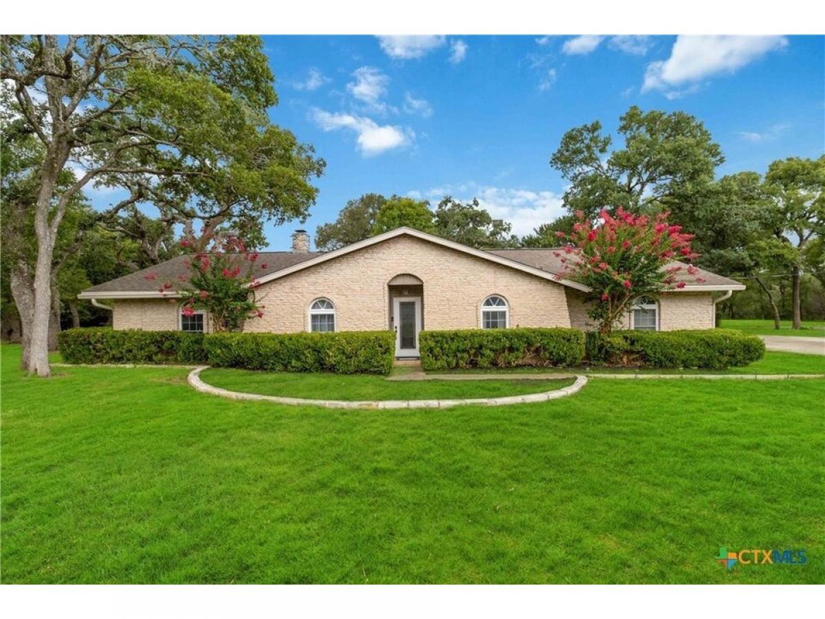 Picture of Home For Sale in Buda, Texas, United States