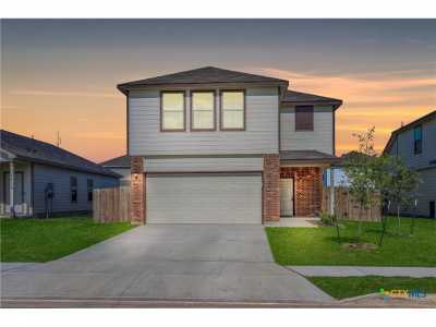 Home For Sale in Seguin, Texas