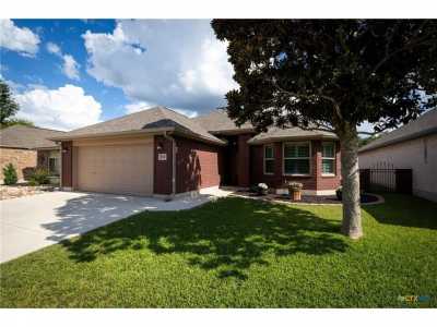 Home For Sale in Seguin, Texas