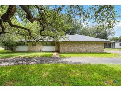 Home For Sale in Seguin, Texas