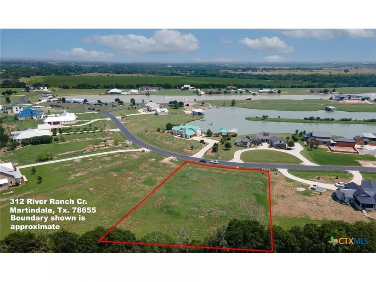 Picture of Residential Land For Sale in Martindale, Texas, United States