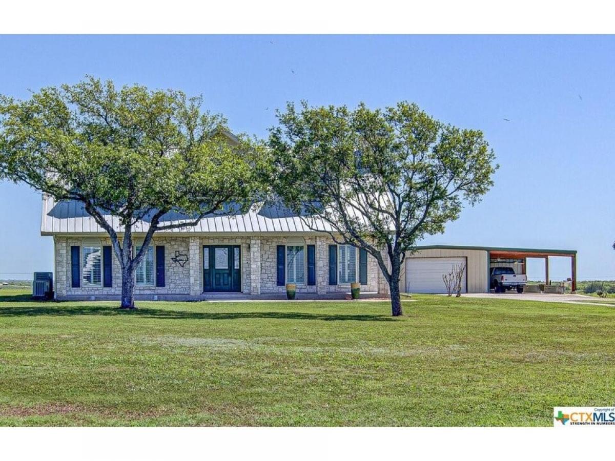 Picture of Farm For Sale in Seguin, Texas, United States