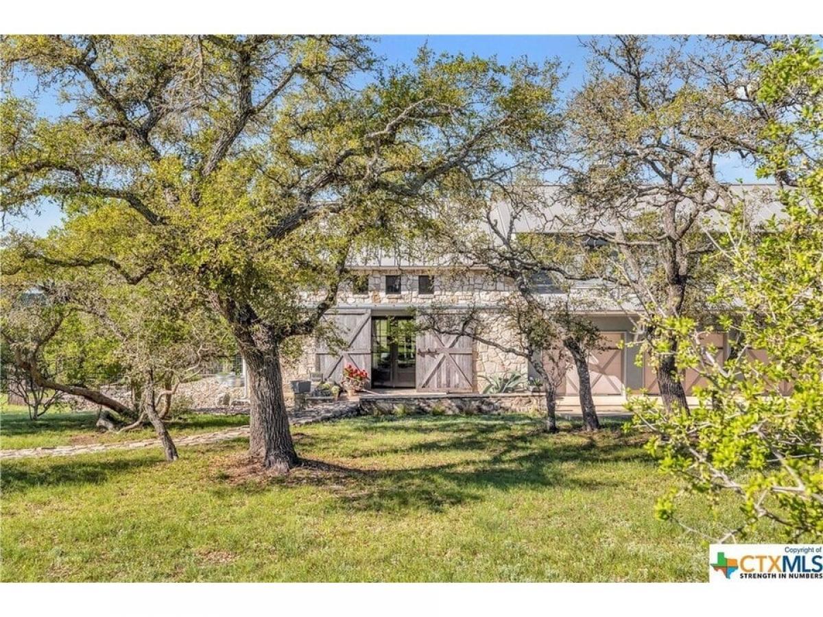 Picture of Home For Sale in Fredericksburg, Texas, United States