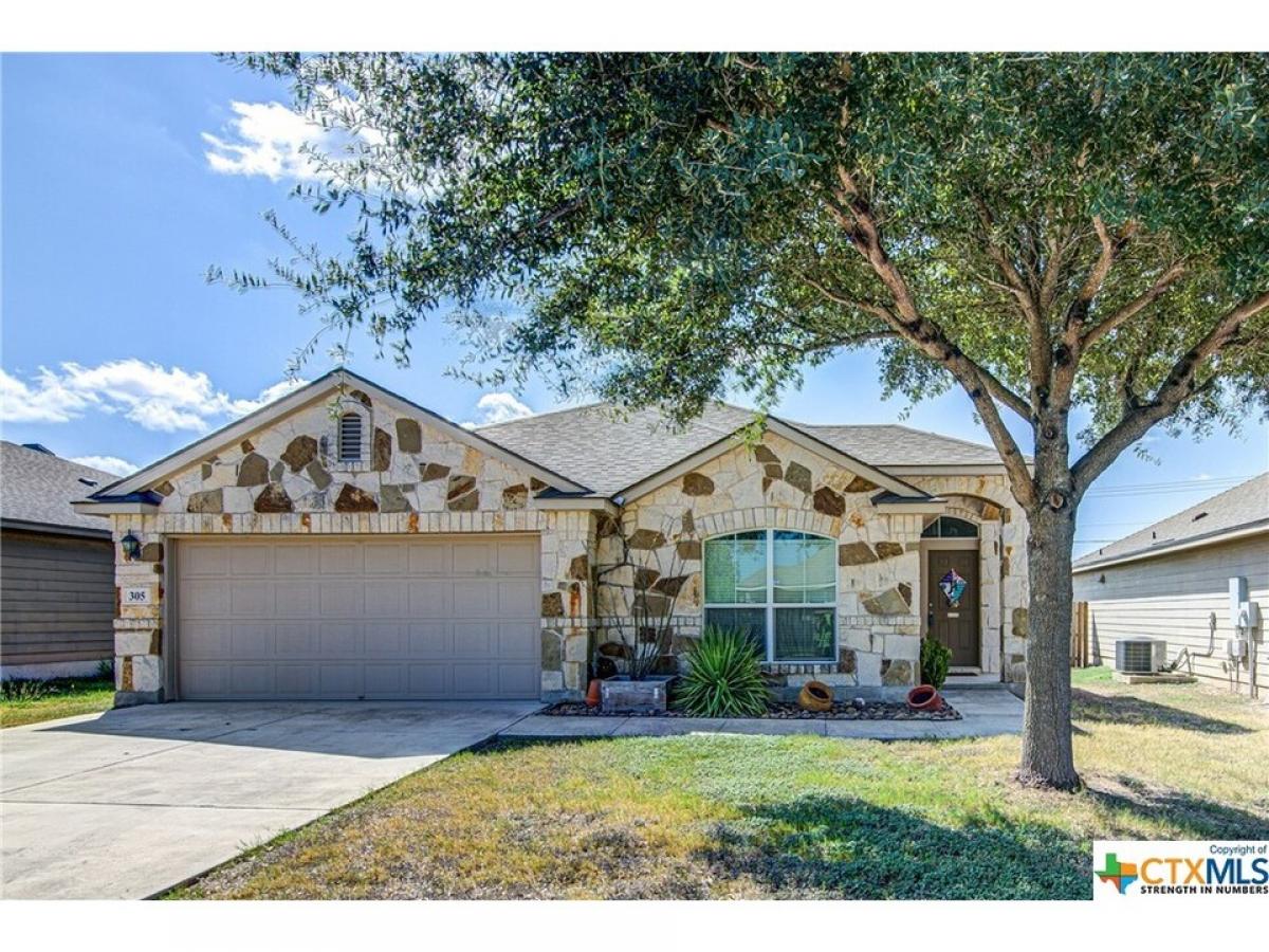 Picture of Home For Sale in San Marcos, Texas, United States