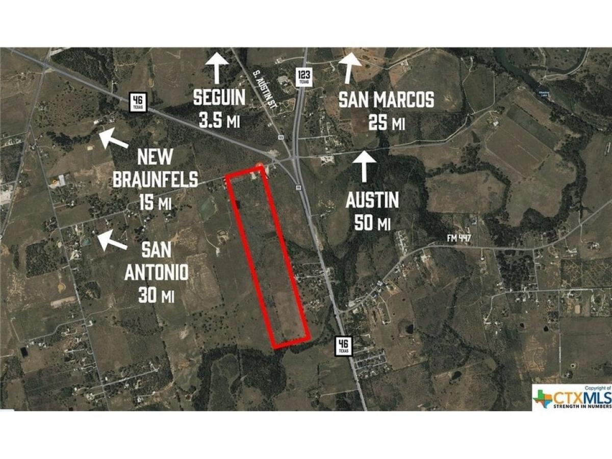 Picture of Residential Land For Sale in Seguin, Texas, United States