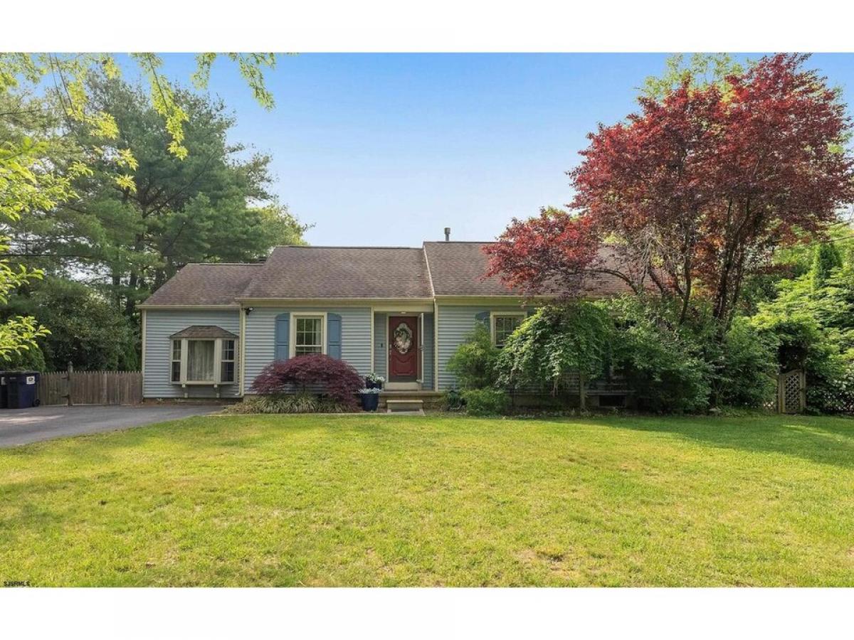 Picture of Home For Sale in Galloway Township, New Jersey, United States