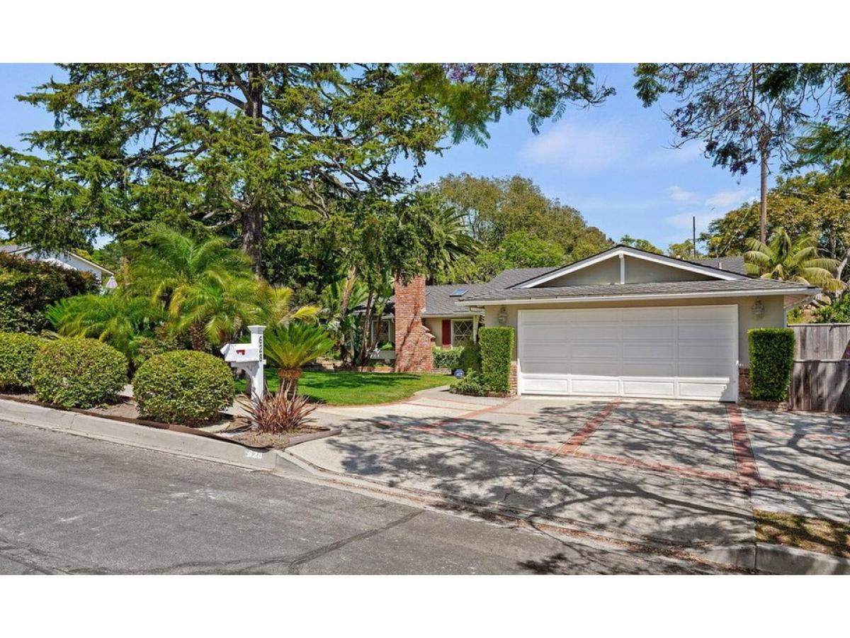 Picture of Home For Sale in Santa Barbara, California, United States