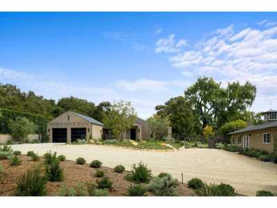 Home For Sale in Montecito, California