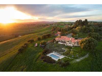 Home For Sale in Solvang, California