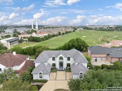 Home For Sale in Alamo Heights, Texas