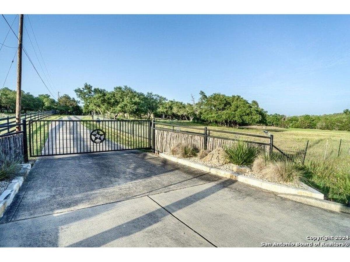 Picture of Farm For Sale in Spring Branch, Texas, United States