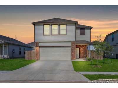 Home For Sale in Seguin, Texas