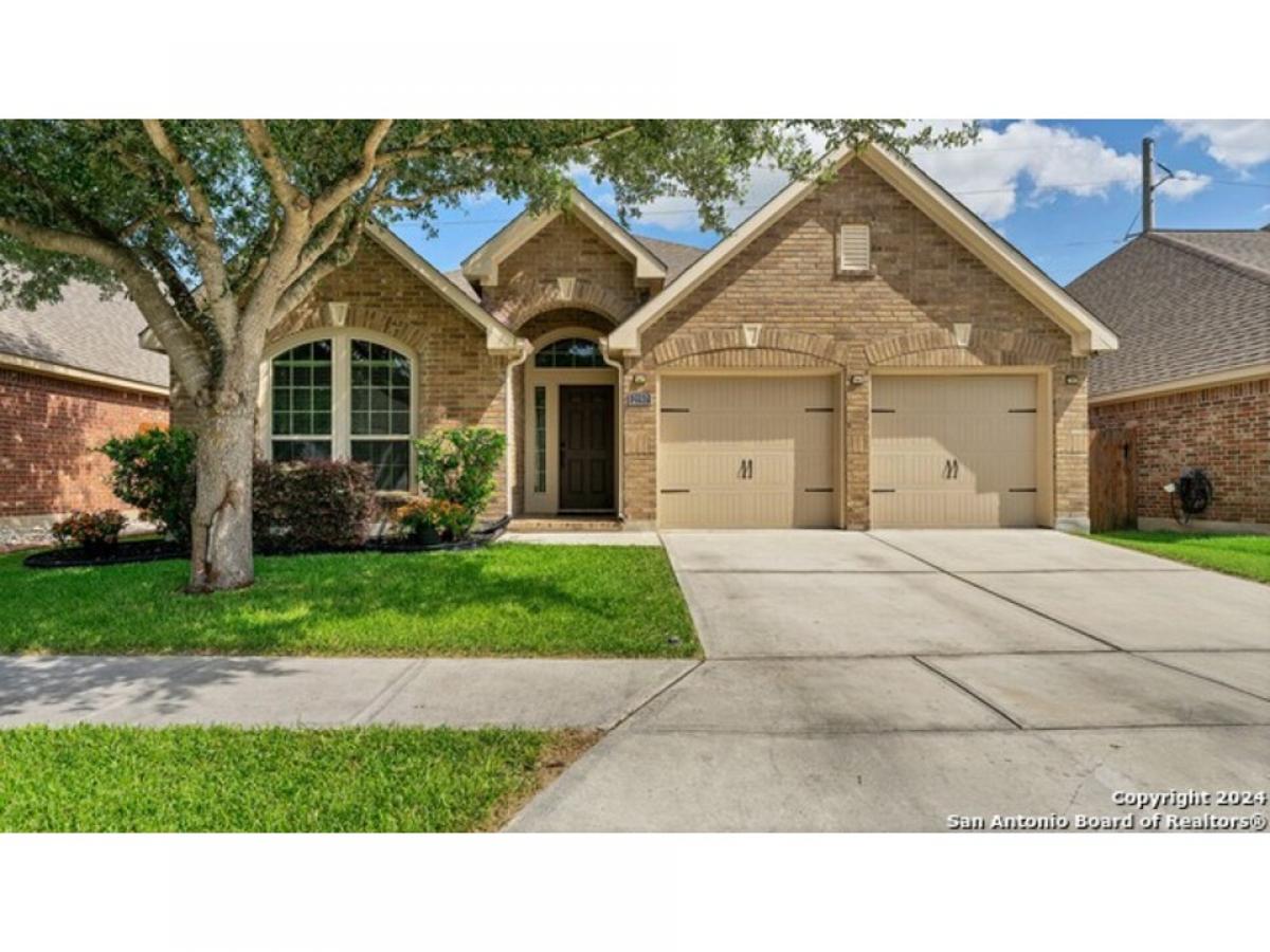 Picture of Home For Sale in Seguin, Texas, United States