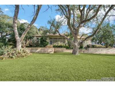 Home For Sale in Alamo Heights, Texas