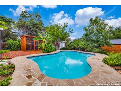 Home For Sale in Terrell Hills, Texas