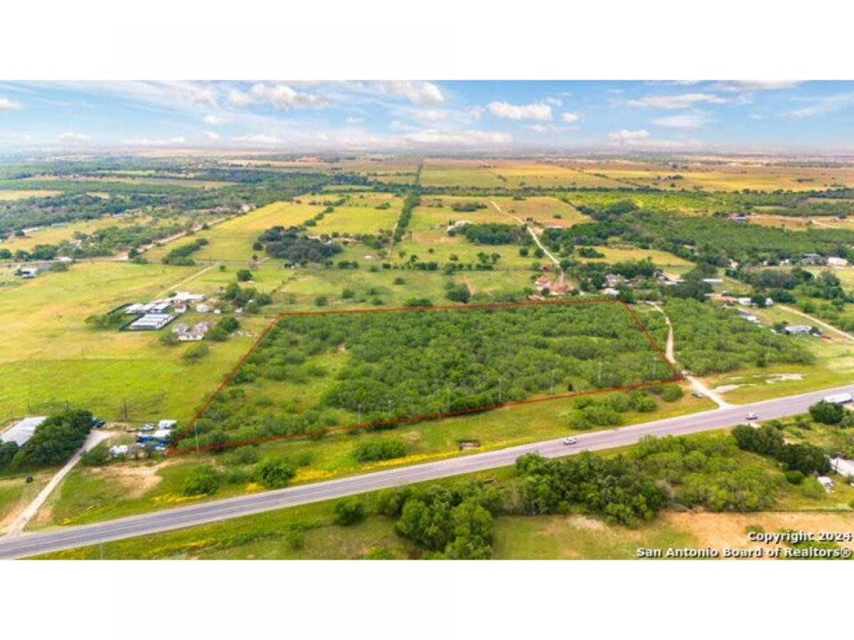 Picture of Residential Land For Sale in Von Ormy, Texas, United States