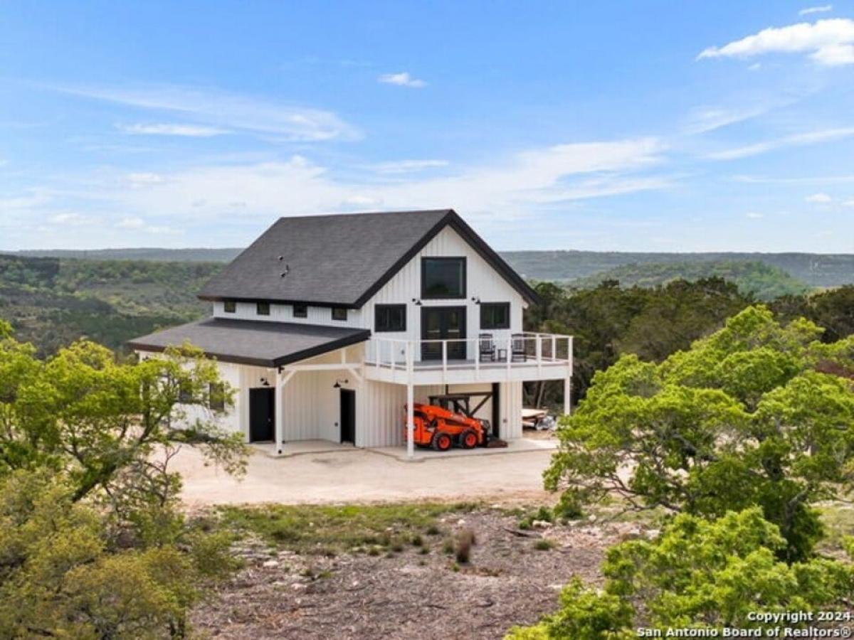 Picture of Farm For Sale in Comfort, Texas, United States