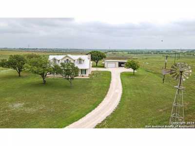 Home For Sale in Seguin, Texas