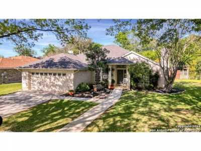 Home For Sale in New Braunfels, Texas