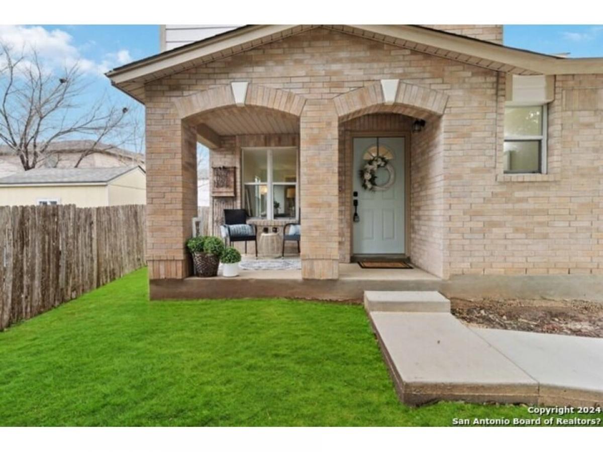 Picture of Home For Sale in San Marcos, Texas, United States