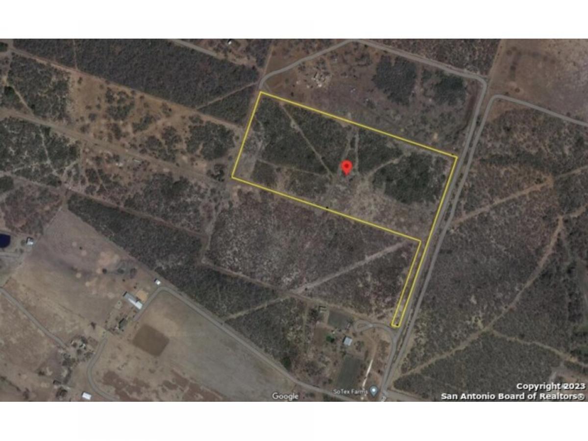 Picture of Residential Land For Sale in Poteet, Texas, United States