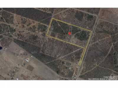 Residential Land For Sale in Poteet, Texas