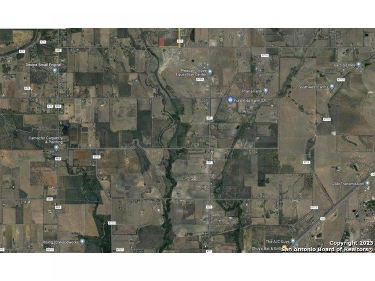 Picture of Residential Land For Sale in Natalia, Texas, United States