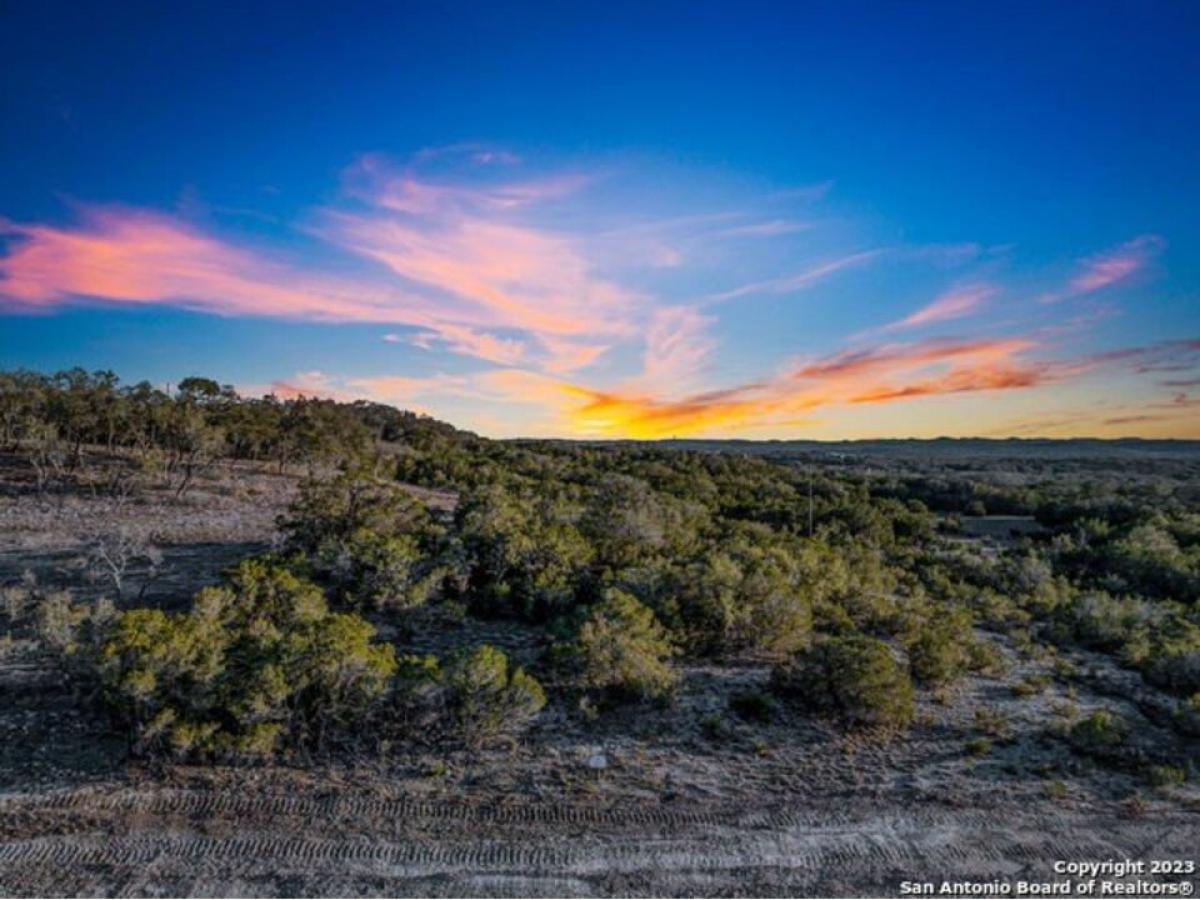 Picture of Residential Land For Sale in Bulverde, Texas, United States