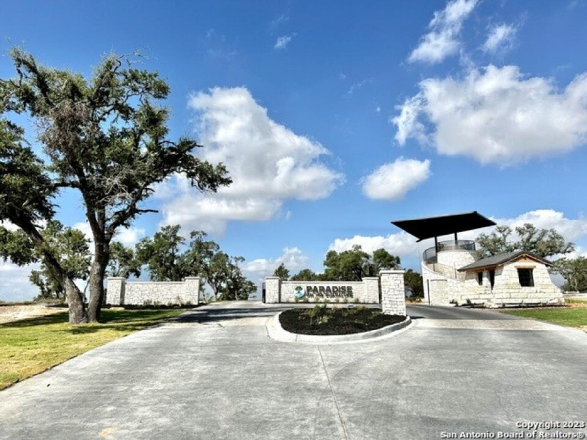 Picture of Home For Sale in Canyon Lake, Texas, United States