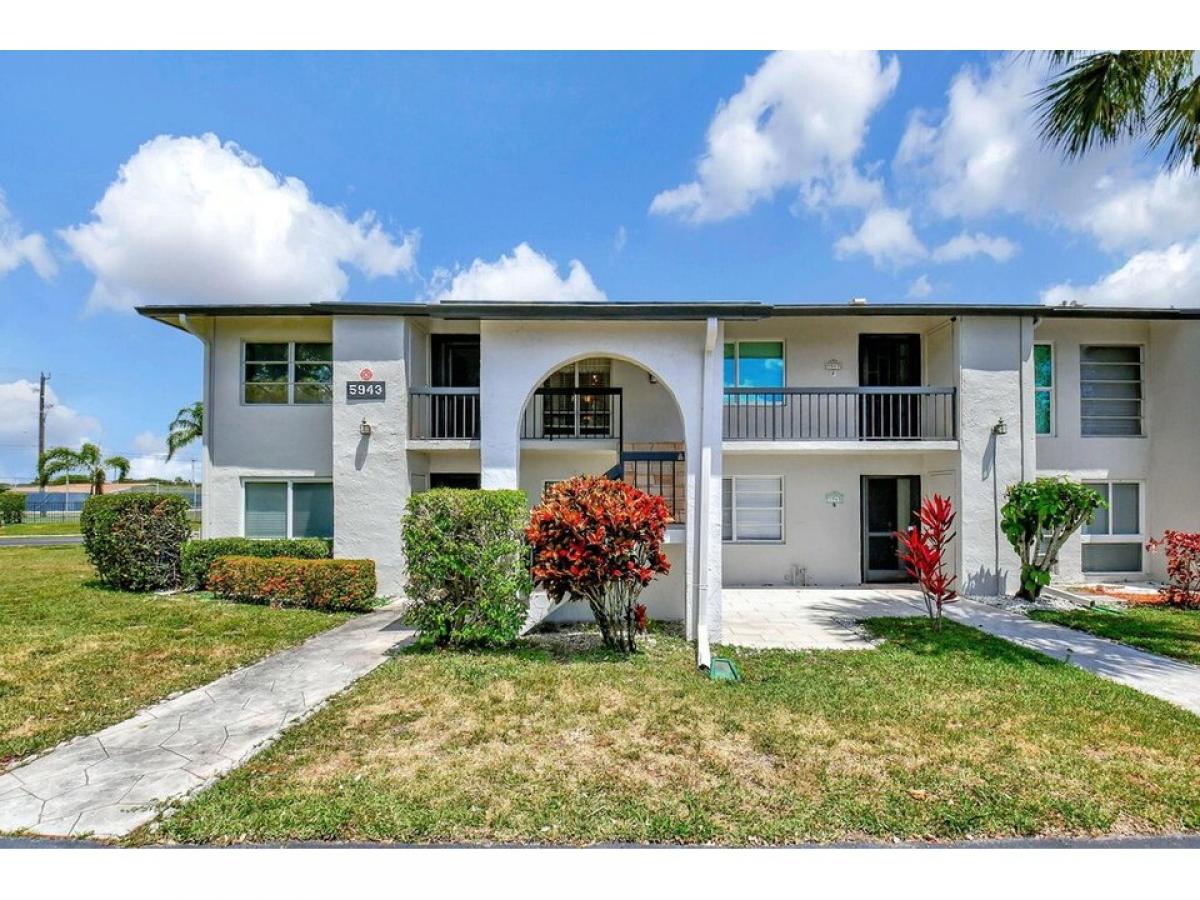 Picture of Home For Sale in Delray Beach, Florida, United States