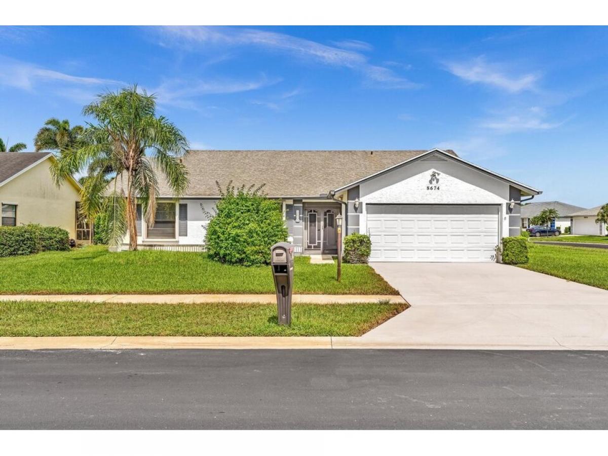 Picture of Home For Sale in Lake Worth, Florida, United States