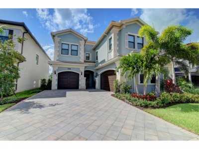 Home For Sale in Delray Beach, Florida