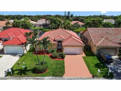 Home For Sale in Parkland, Florida