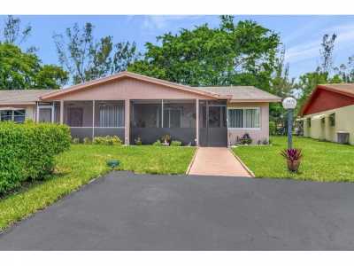 Home For Sale in Delray Beach, Florida