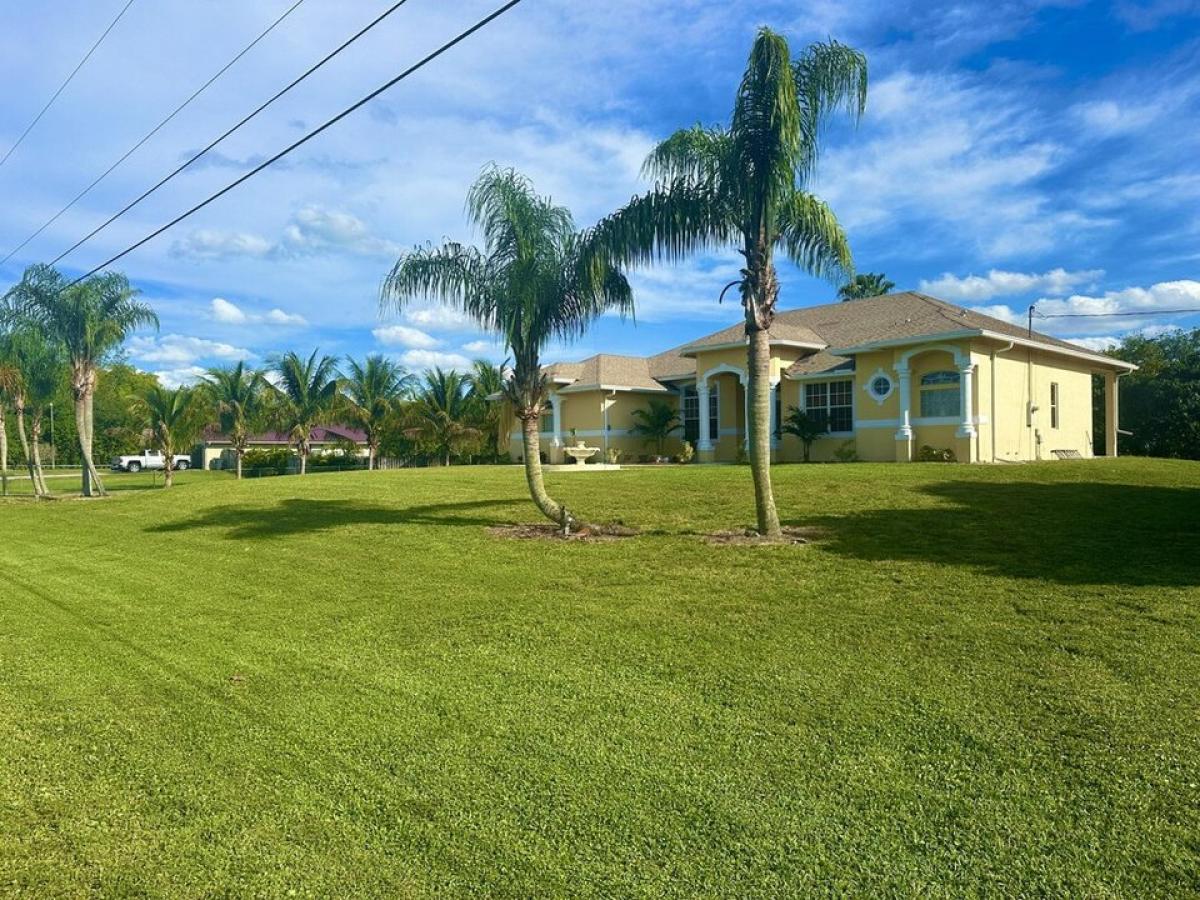 Picture of Home For Rent in Loxahatchee, Florida, United States