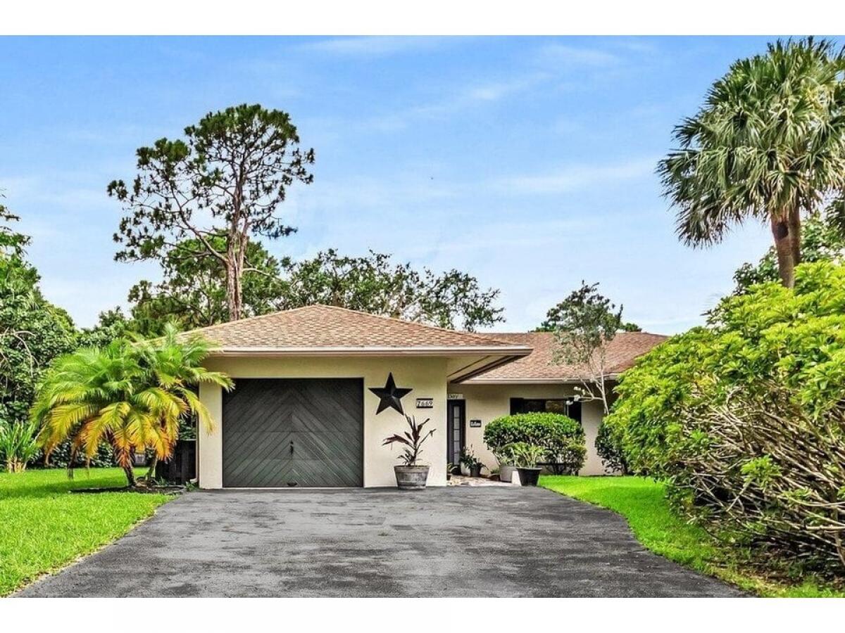 Picture of Home For Sale in Boynton Beach, Florida, United States