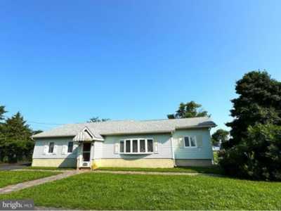 Home For Sale in Fortescue, New Jersey