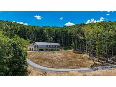 Home For Sale in Harrison, Tennessee