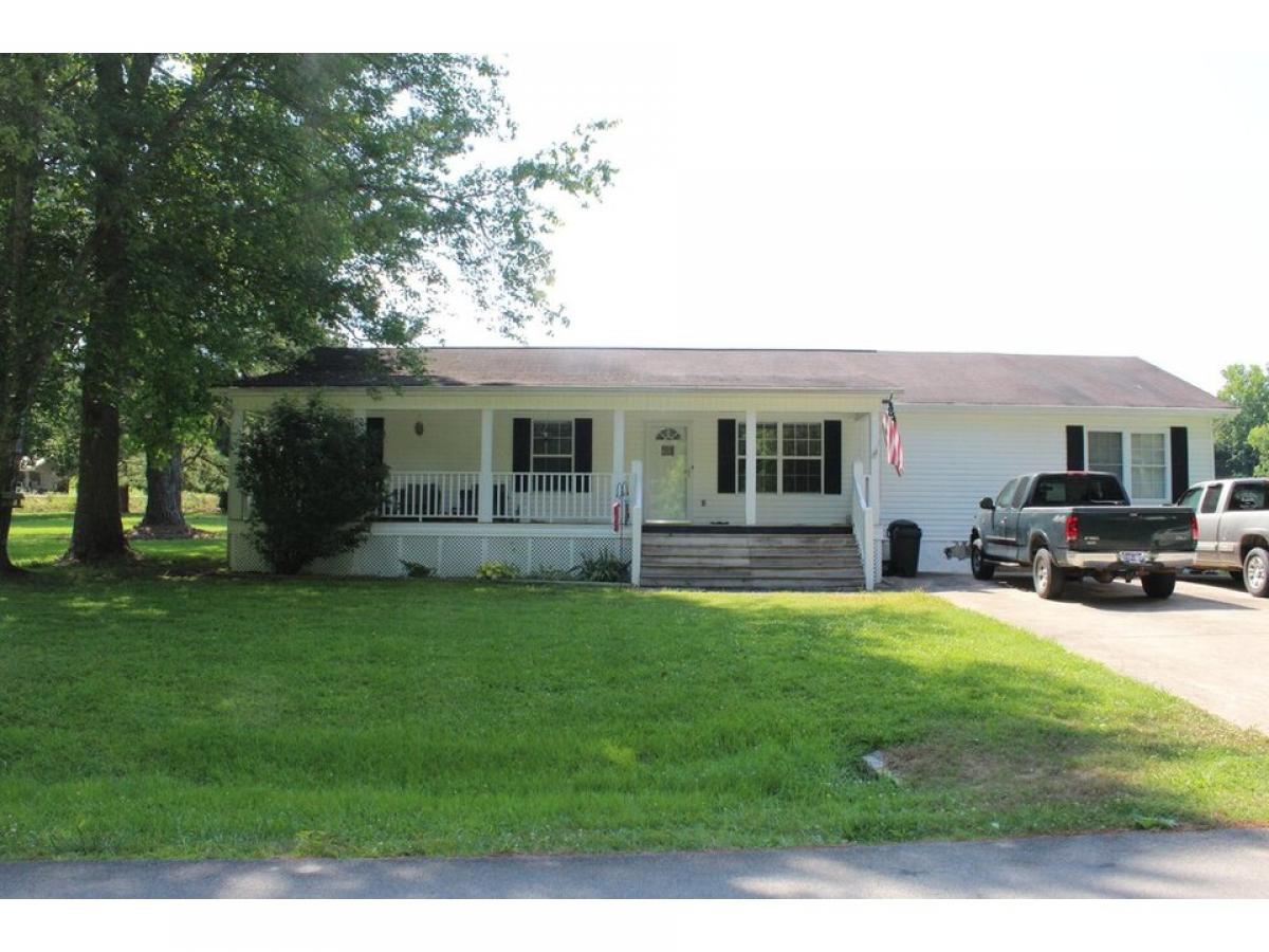 Picture of Home For Sale in Georgetown, Tennessee, United States